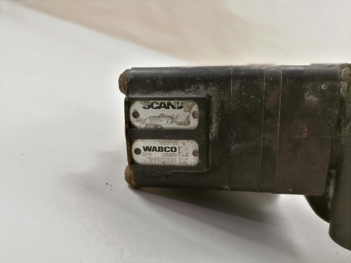 Scania Air suspension control valve, ECAS 1889795 - Brake valve for Truck: picture 4 Scania Air suspension control valve, ECAS 1889795 - Brake valve for Truck: picture 4