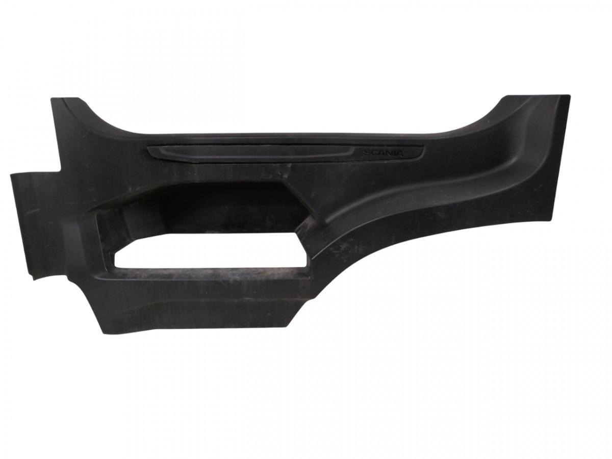 Scania Astmelaua plastik 2418447 - Footstep for Truck: picture 1 Scania Astmelaua plastik 2418447 - Footstep for Truck: picture 1