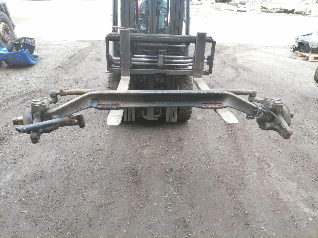 Scania Axel housing 1394399 - Front axle for Truck: picture 1 Scania Axel housing 1394399 - Front axle for Truck: picture 1