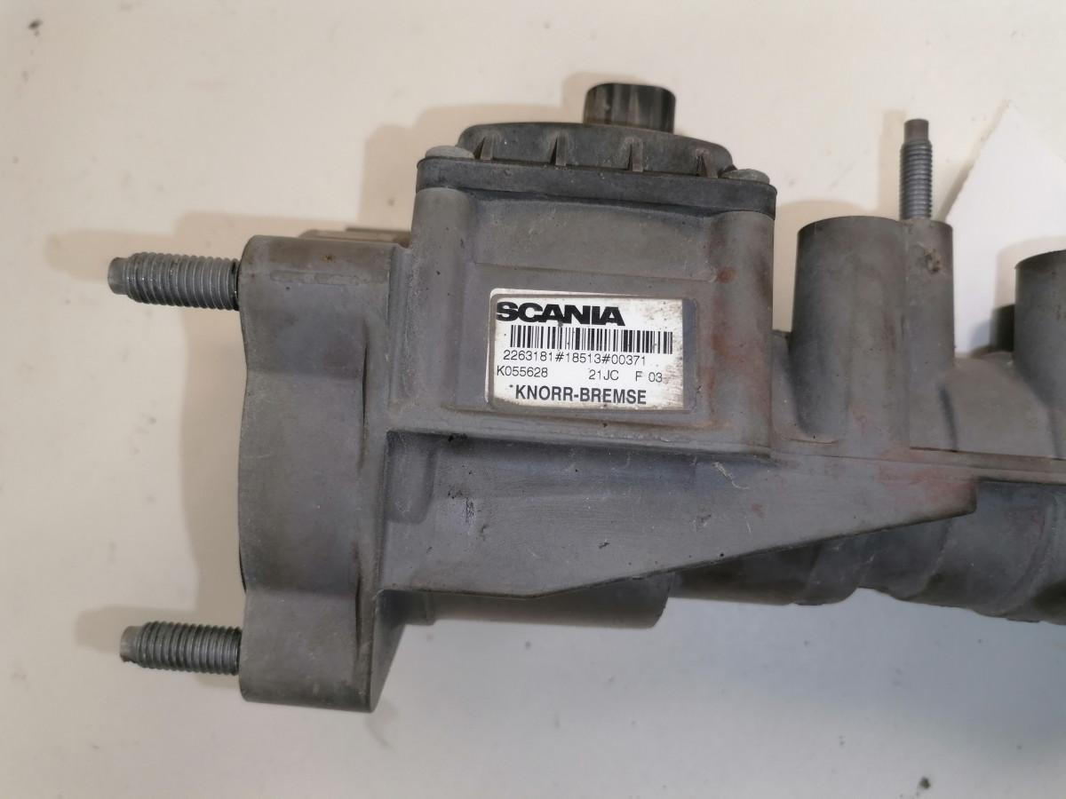 Scania Brake pressure control 2263181 - Brake valve for Truck: picture 3 Scania Brake pressure control 2263181 - Brake valve for Truck: picture 3