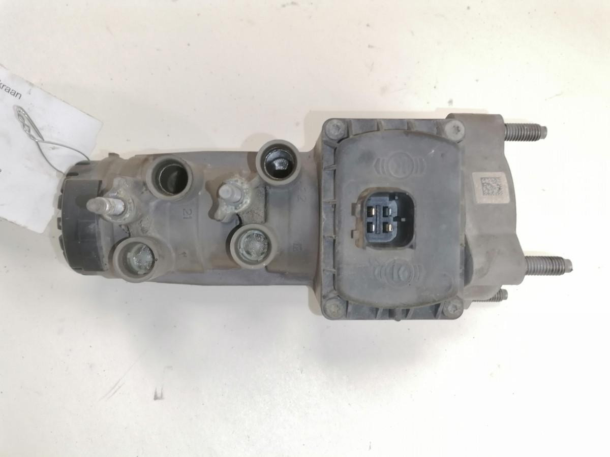 Scania Brake pressure control 2263181 - Brake valve for Truck: picture 4 Scania Brake pressure control 2263181 - Brake valve for Truck: picture 4