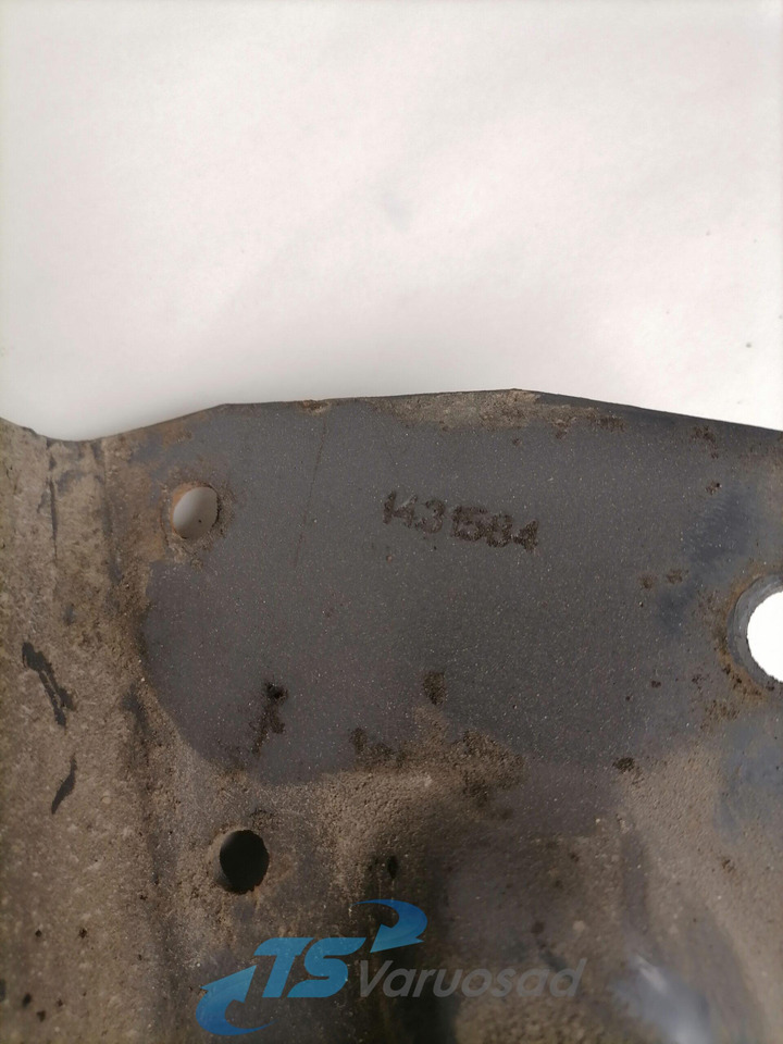 Scania Bumper bracket 1431584 - Bumper for Truck: picture 2 Scania Bumper bracket 1431584 - Bumper for Truck: picture 2