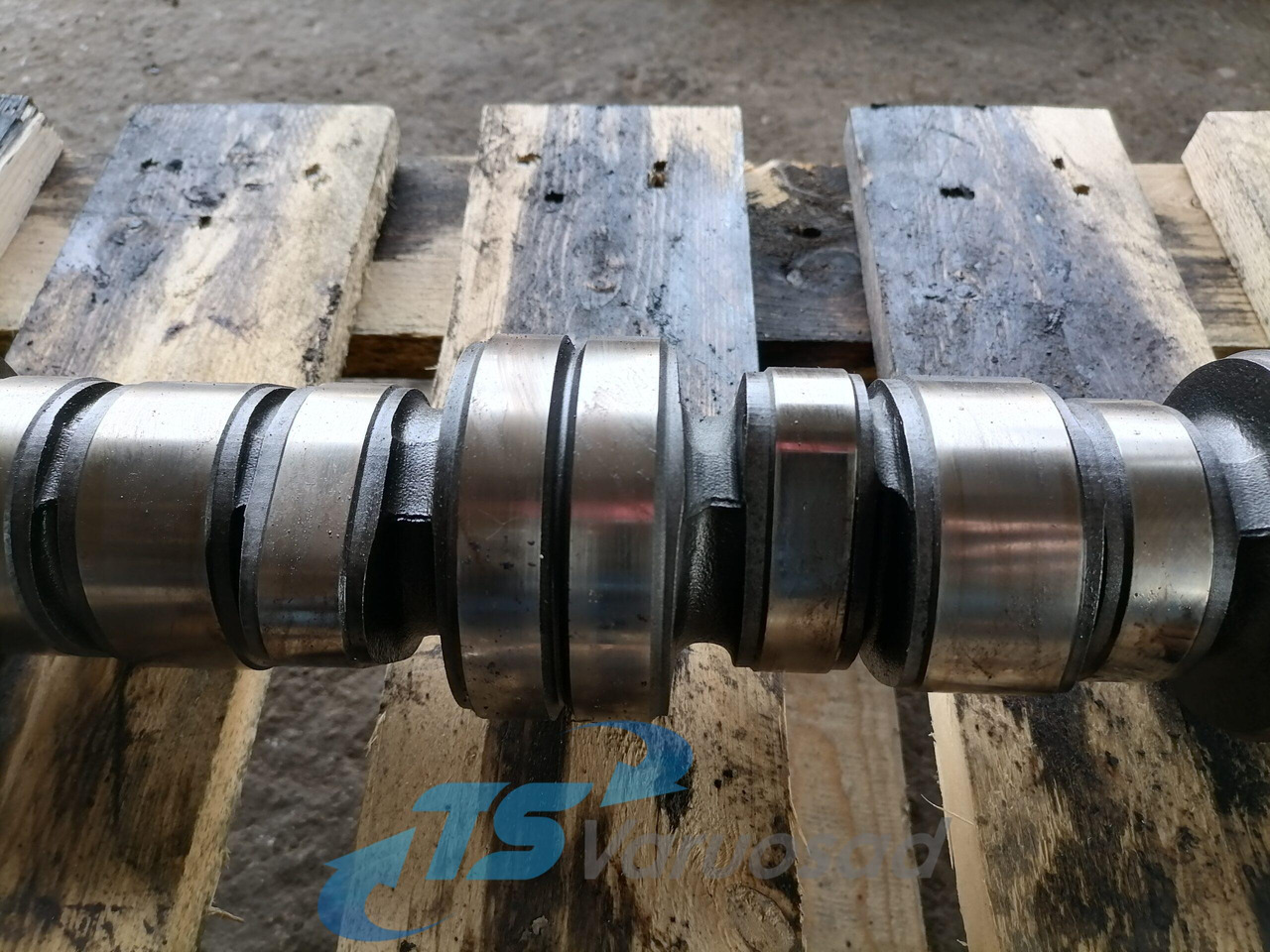 Scania Camshaft 1509917 - Camshaft for Truck: picture 5 Scania Camshaft 1509917 - Camshaft for Truck: picture 5