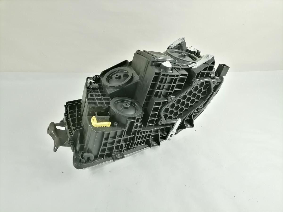 Scania Esituli, parem 2674383 - Universal part for Truck: picture 4 Scania Esituli, parem 2674383 - Universal part for Truck: picture 4