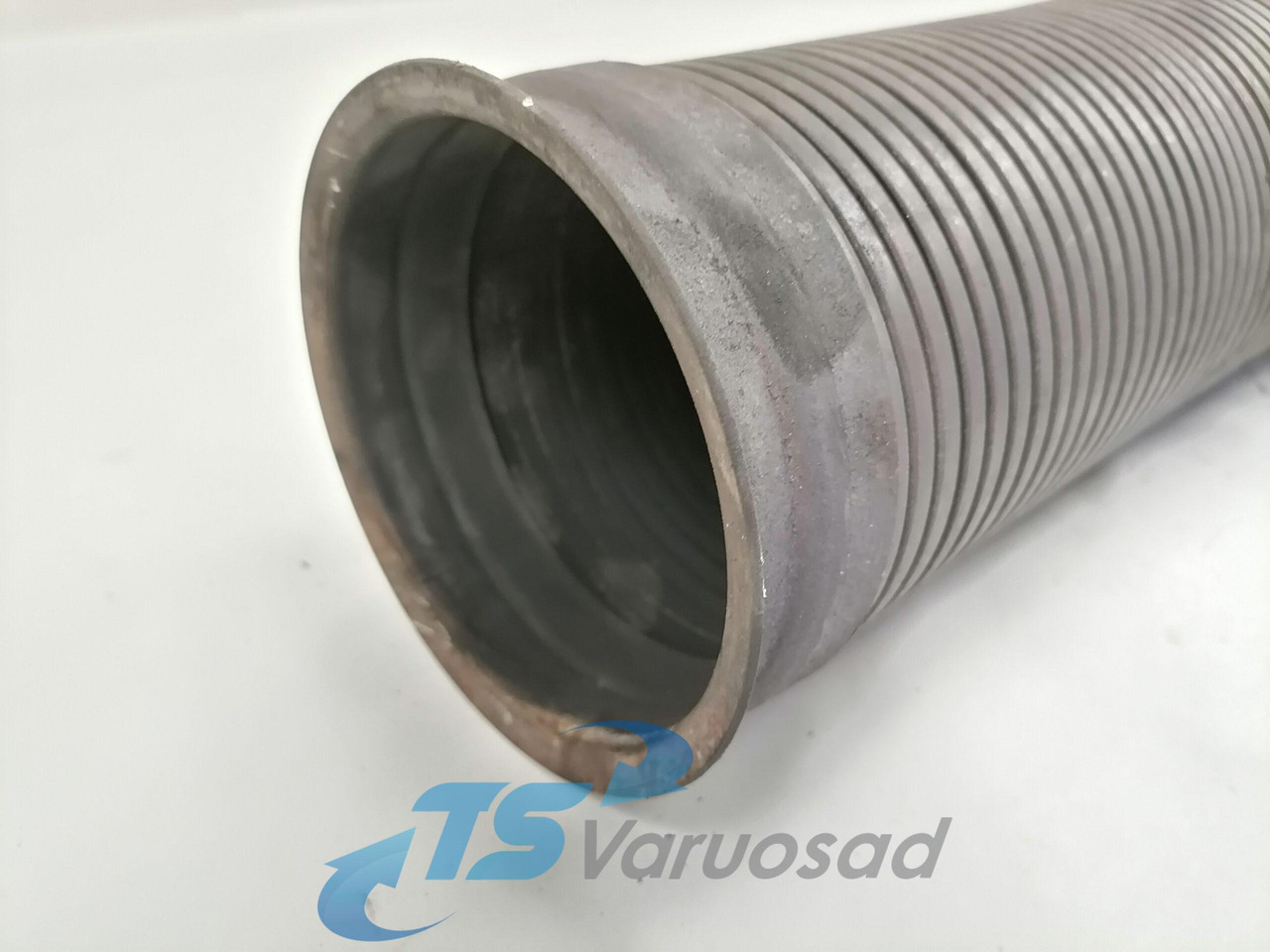 Scania Exhaust pipe 1545481 - Muffler for Truck: picture 3 Scania Exhaust pipe 1545481 - Muffler for Truck: picture 3