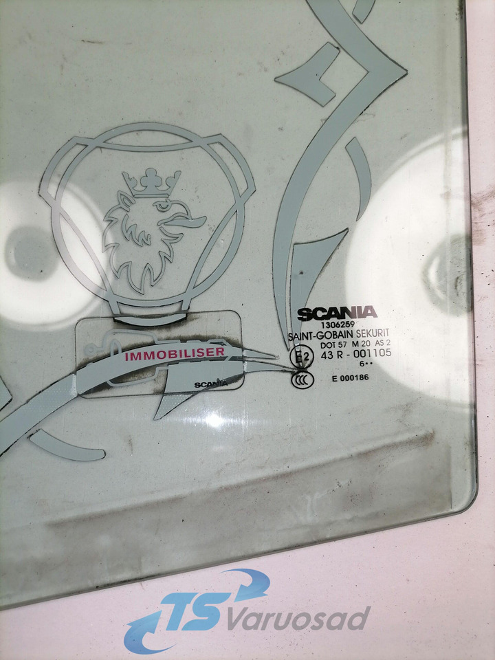 Scania Küljeklaas, vasak 1306259 - Window and parts for Truck: picture 3 Scania Küljeklaas, vasak 1306259 - Window and parts for Truck: picture 3