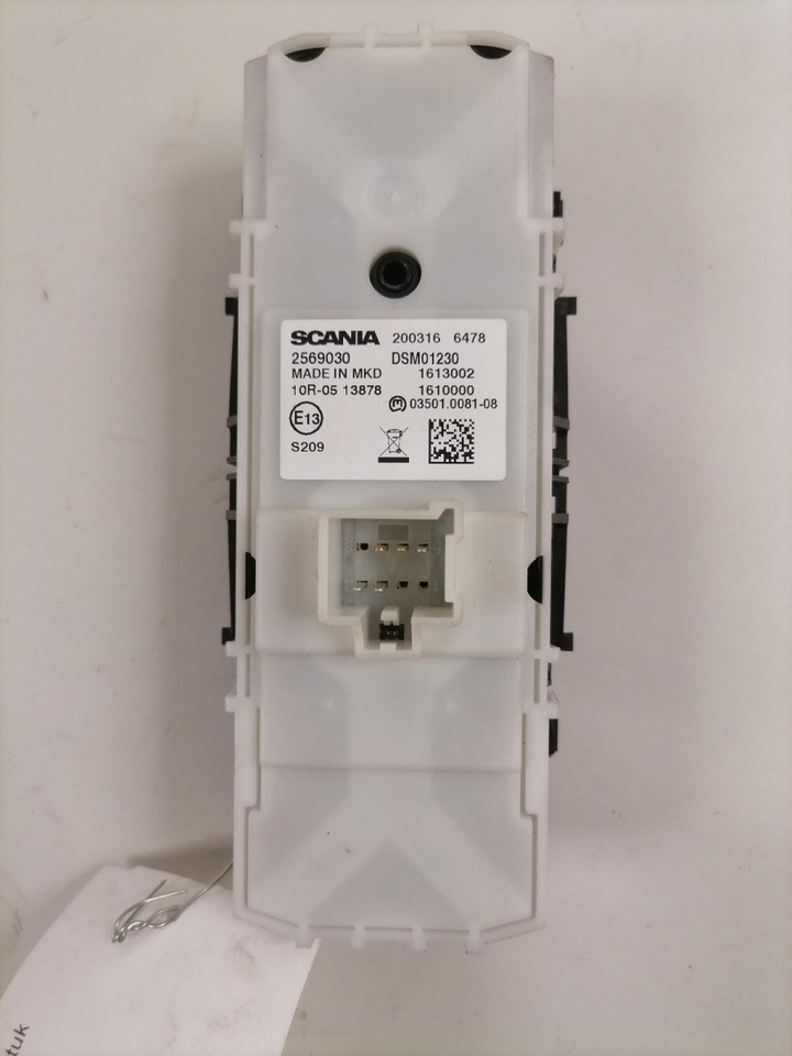 Scania Lüliti, klaasitõstuk 2569030 - Cab for Truck: picture 2 Scania Lüliti, klaasitõstuk 2569030 - Cab for Truck: picture 2