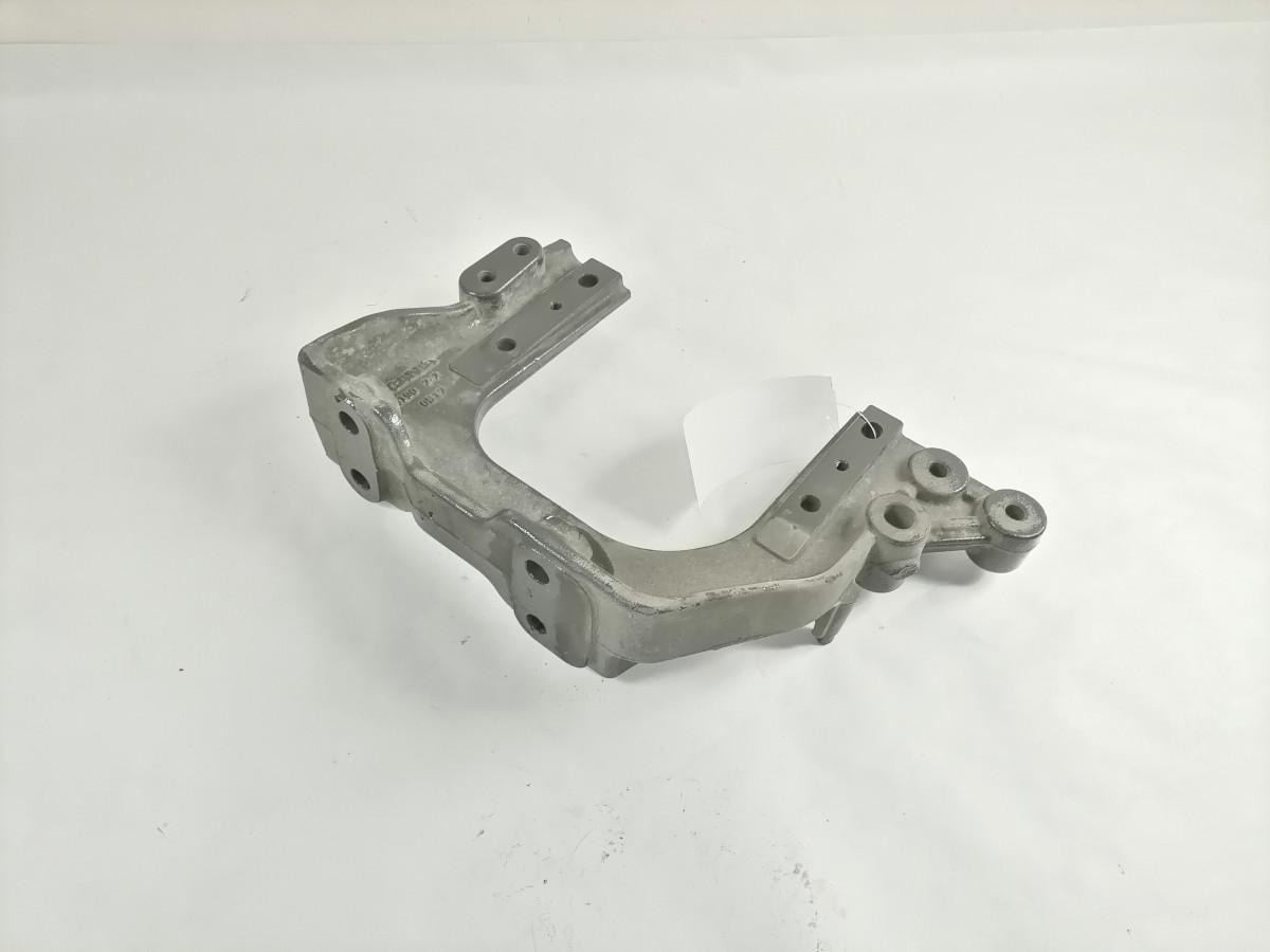Scania Mudguard bracket 2356049 - Universal part for Truck: picture 2 Scania Mudguard bracket 2356049 - Universal part for Truck: picture 2