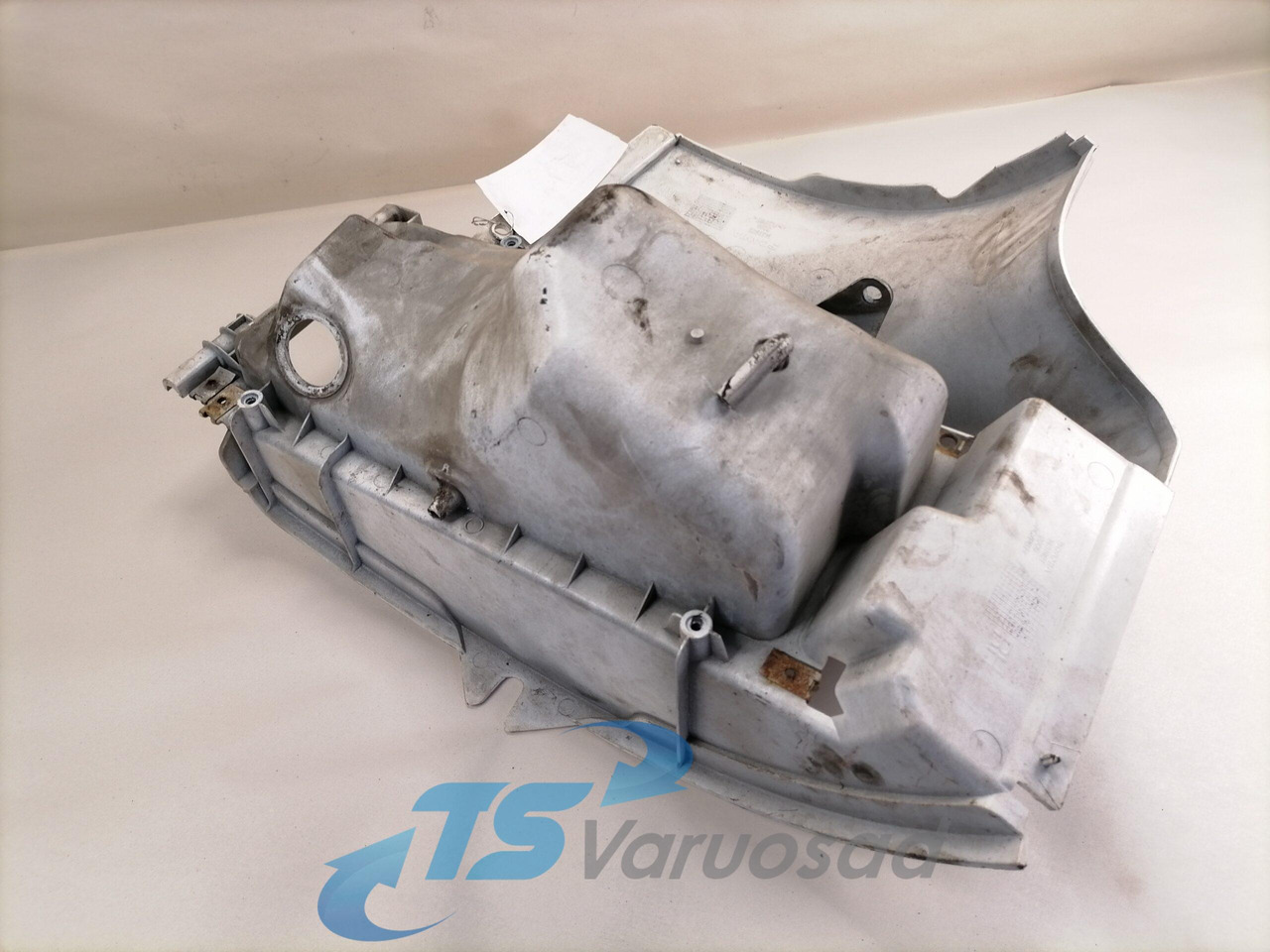 Scania Scania esitule korpus, parem 1431921 - Lights/ Lighting for Truck: picture 2 Scania Scania esitule korpus, parem 1431921 - Lights/ Lighting for Truck: picture 2
