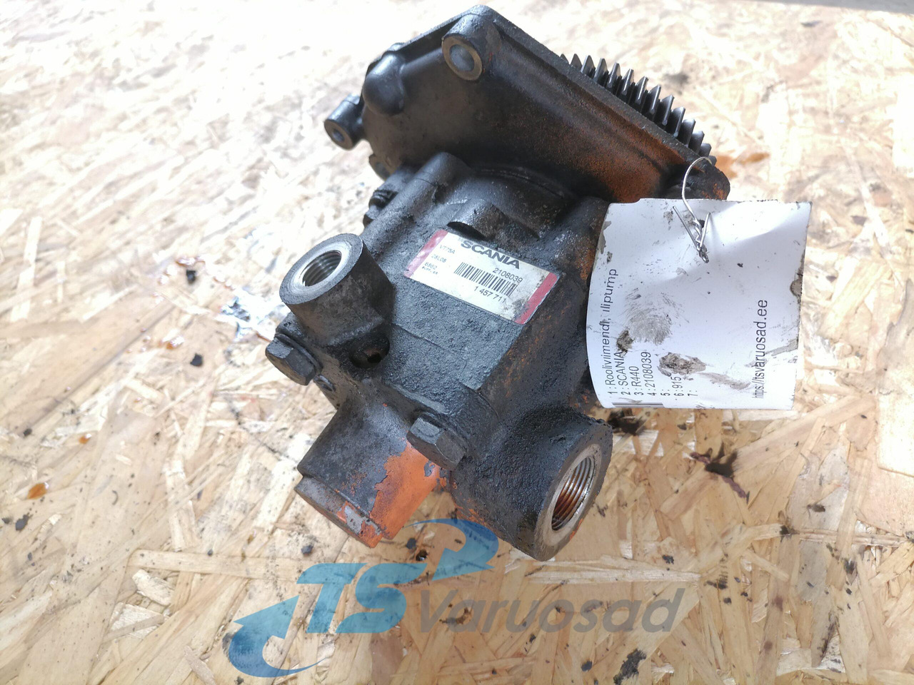 Scania Steering hydraulic pump 2108039 - Steering pump for Truck: picture 3 Scania Steering hydraulic pump 2108039 - Steering pump for Truck: picture 3