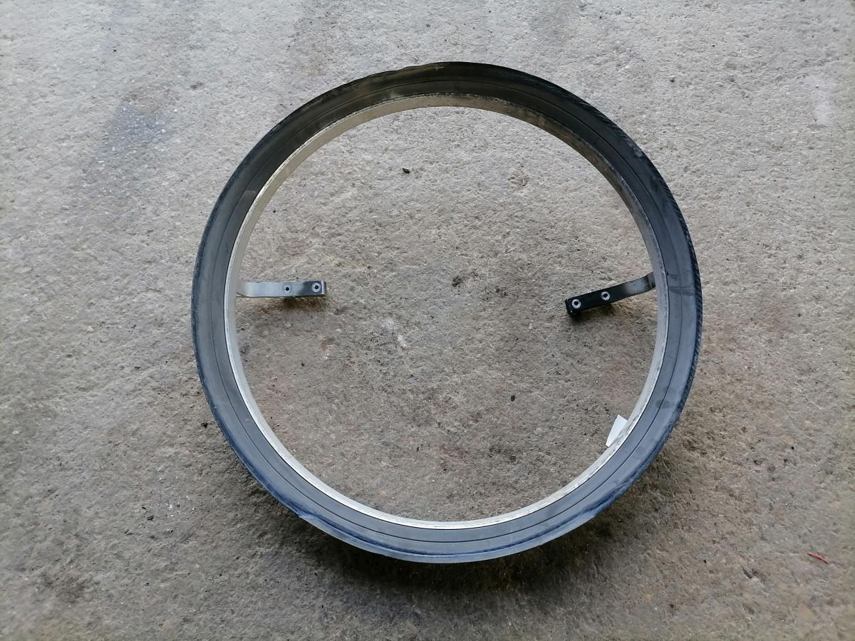 Scania Ventilaatori metallrõngas 2406061 - Radiator for Truck: picture 2 Scania Ventilaatori metallrõngas 2406061 - Radiator for Truck: picture 2