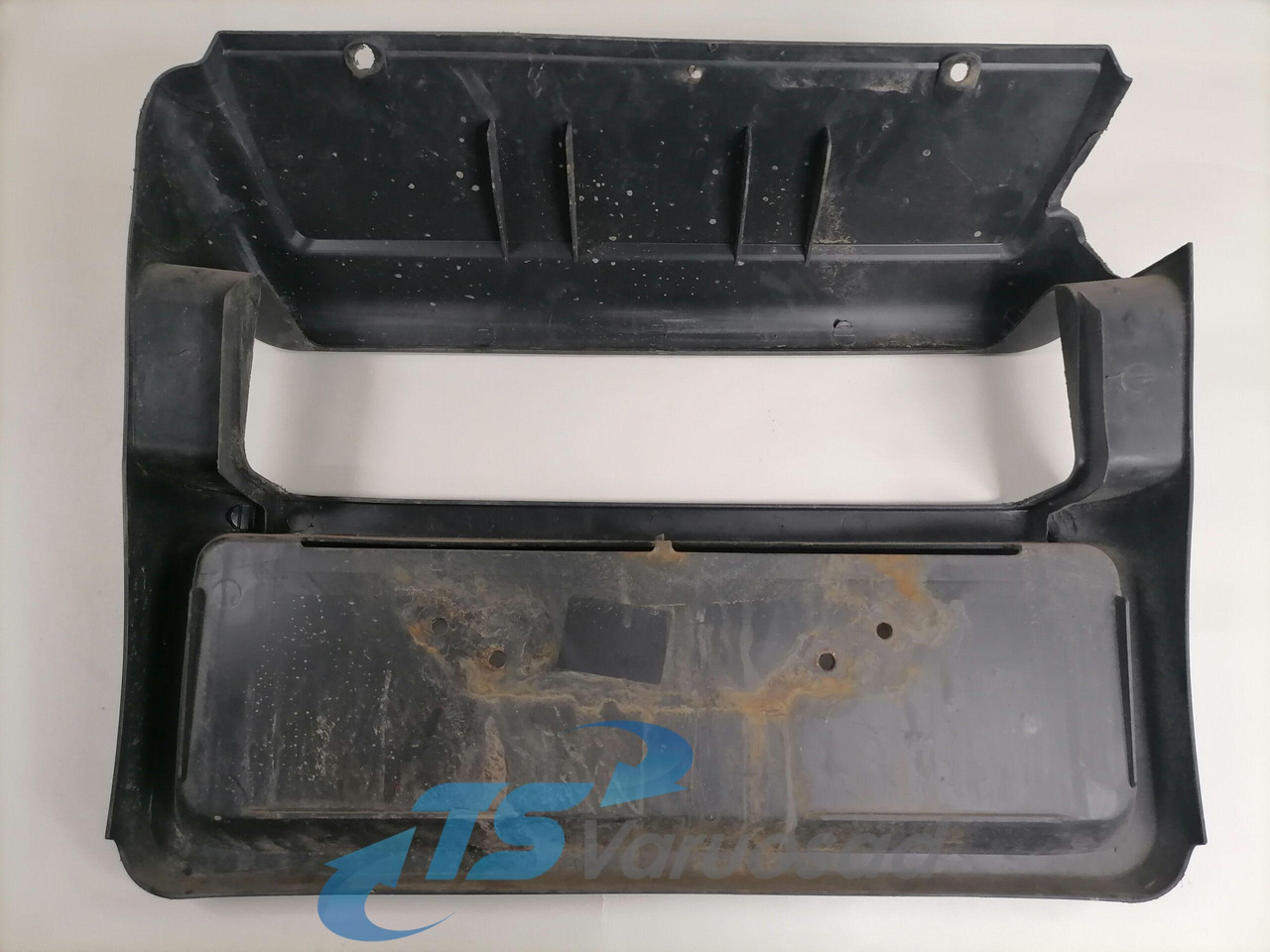 Scania cover 1368652 - Aerodynamics/ Spoiler for Truck: picture 3 Scania cover 1368652 - Aerodynamics/ Spoiler for Truck: picture 3