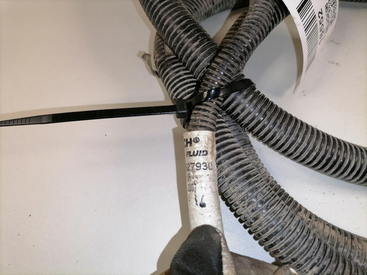 Volvo ADBlue kaabel 20927930 - Fuel system for Truck: picture 4 Volvo ADBlue kaabel 20927930 - Fuel system for Truck: picture 4