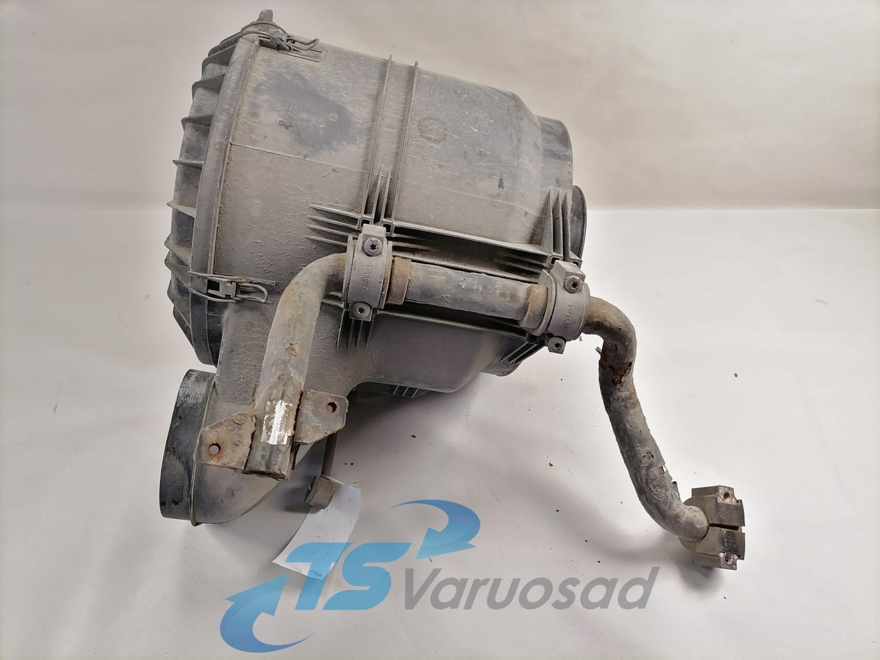 Volvo Air filter housing 21115476 - Air intake system for Truck: picture 3 Volvo Air filter housing 21115476 - Air intake system for Truck: picture 3