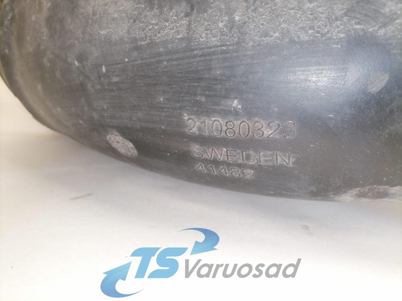 Volvo Air intake 21080323 - Air intake system for Truck: picture 3 Volvo Air intake 21080323 - Air intake system for Truck: picture 3