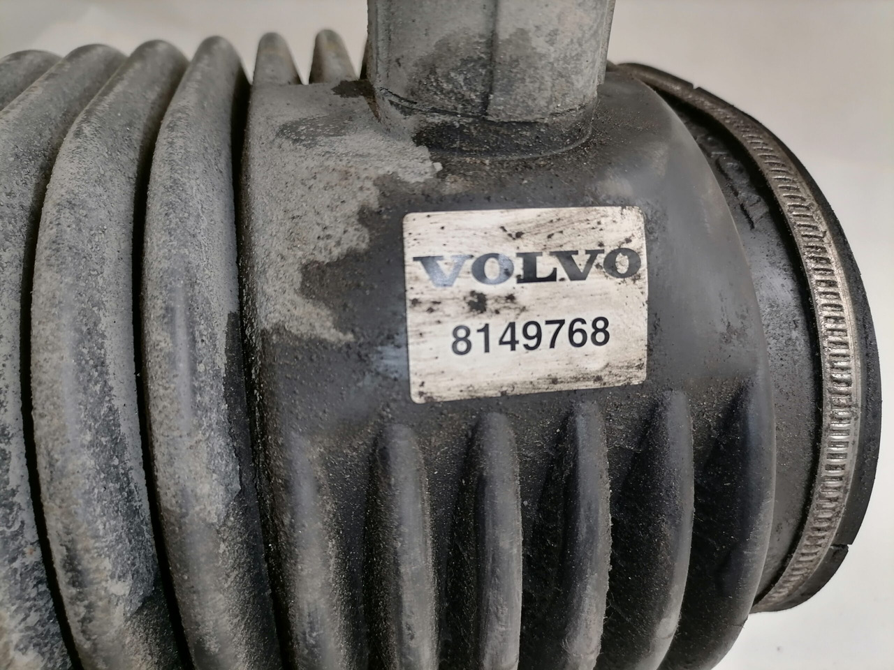 Volvo Air intake 8149768 - Air intake system for Truck: picture 2 Volvo Air intake 8149768 - Air intake system for Truck: picture 2