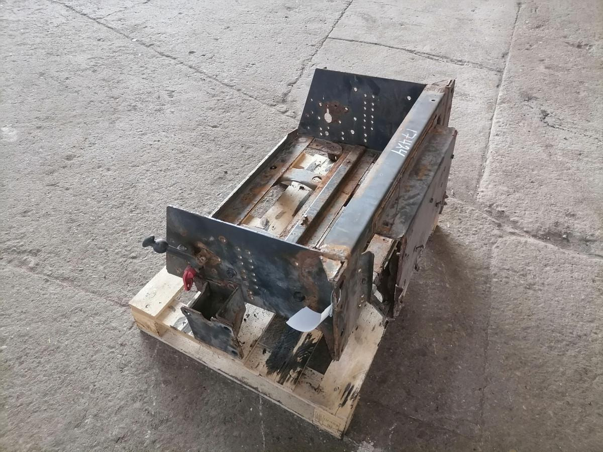 Volvo Battery box 82242298 - Battery for Truck: picture 5 Volvo Battery box 82242298 - Battery for Truck: picture 5
