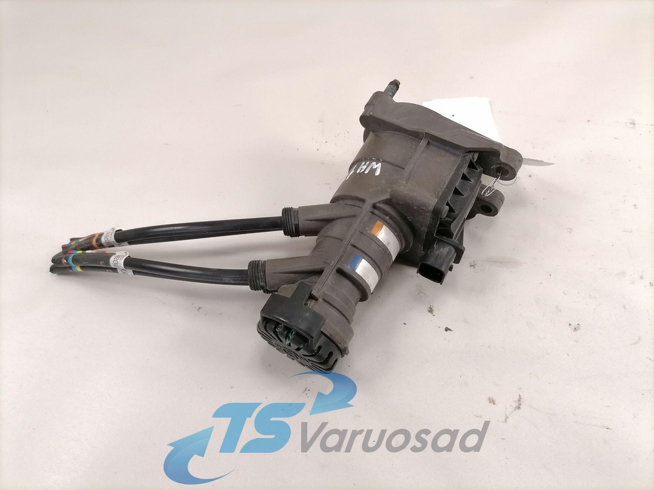 Volvo Brake pressure control 21114973 - Brake valve for Truck: picture 3 Volvo Brake pressure control 21114973 - Brake valve for Truck: picture 3