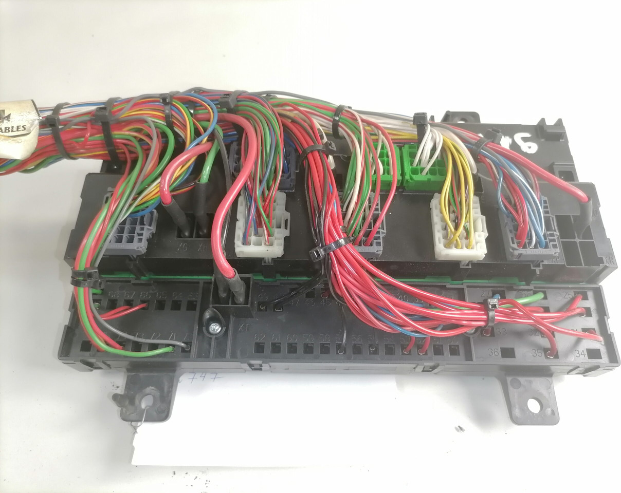 Volvo Central electric unit 20429914 - Fuse for Truck: picture 3 Volvo Central electric unit 20429914 - Fuse for Truck: picture 3