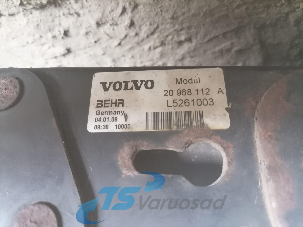 Volvo Cooling radiator 20810099 - Radiator for Truck: picture 4 Volvo Cooling radiator 20810099 - Radiator for Truck: picture 4