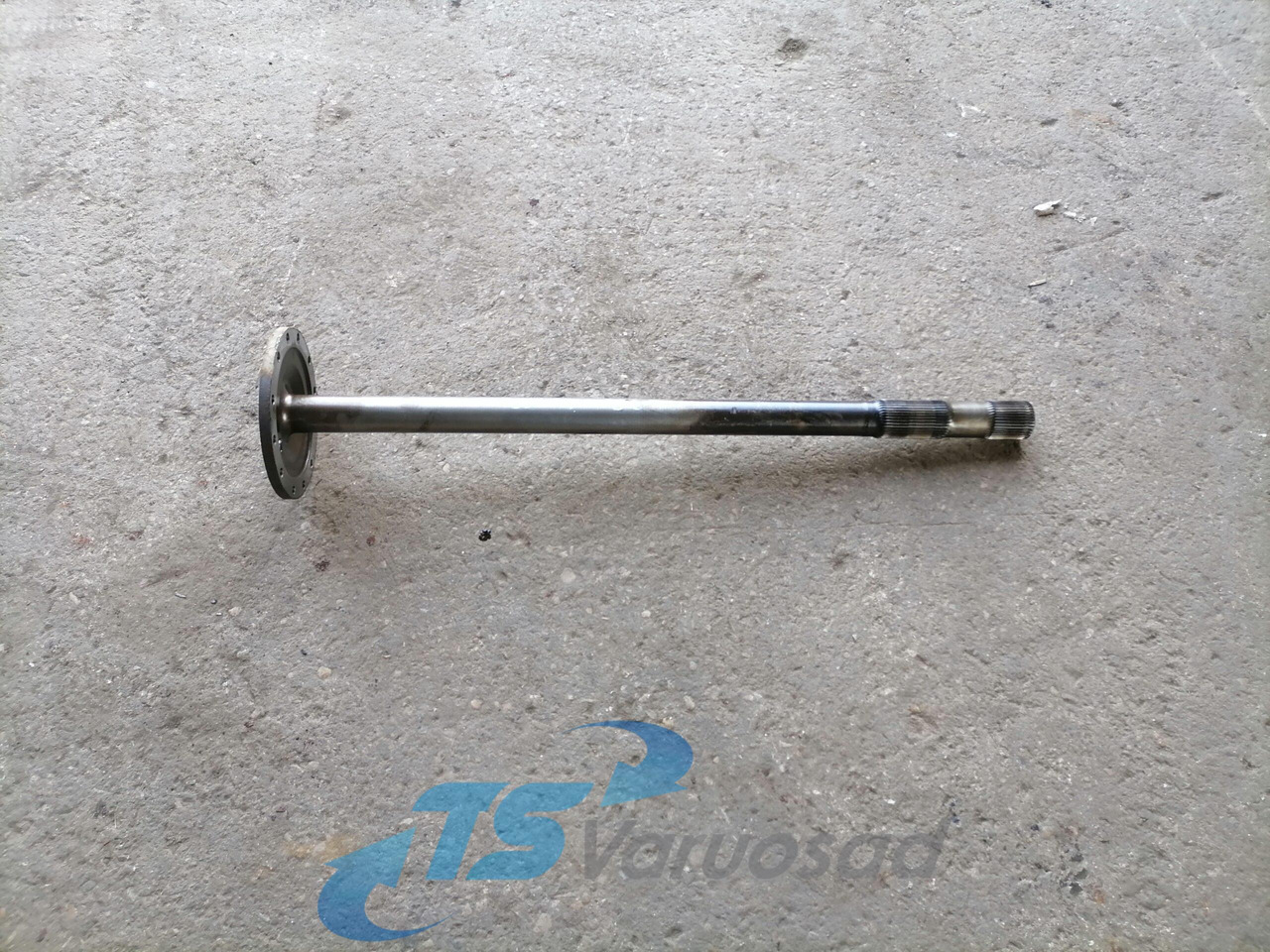 Volvo Drive shaft 20815246 - Drive shaft for Truck: picture 1 Volvo Drive shaft 20815246 - Drive shaft for Truck: picture 1
