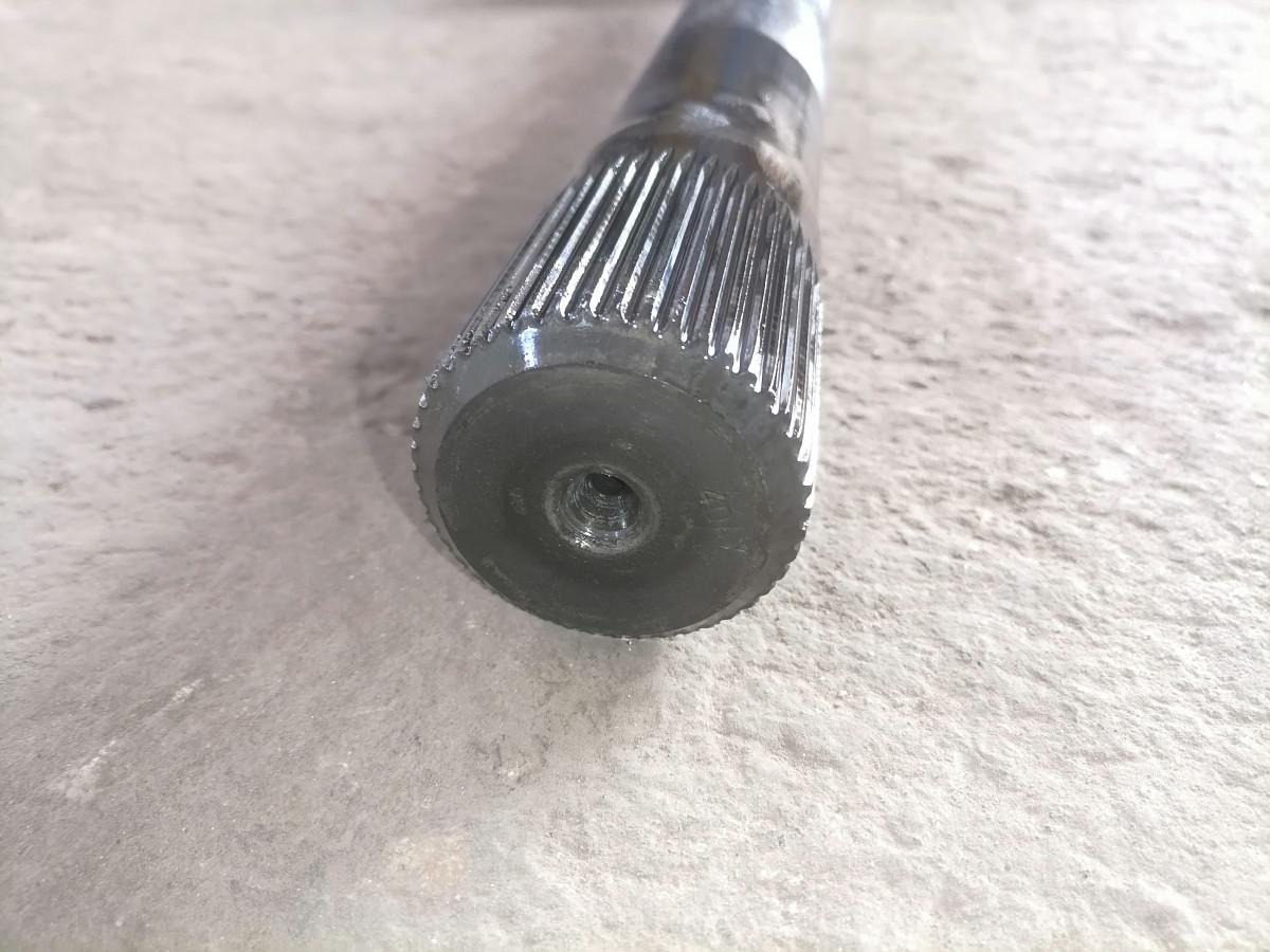 Volvo Drive shaft 20836838 - Drive shaft for Truck: picture 4 Volvo Drive shaft 20836838 - Drive shaft for Truck: picture 4