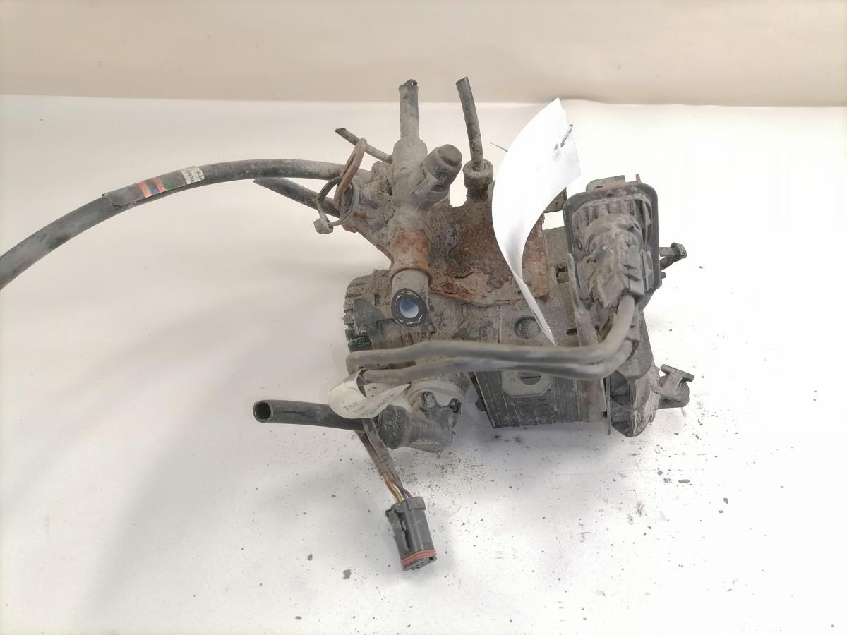 Volvo EBS brake valve 21114974 - Brake valve for Truck: picture 1 Volvo EBS brake valve 21114974 - Brake valve for Truck: picture 1