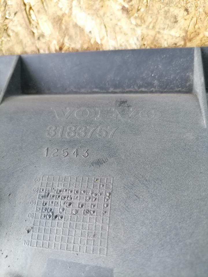 Volvo Fan shroud 3183757 - Radiator for Truck: picture 4 Volvo Fan shroud 3183757 - Radiator for Truck: picture 4