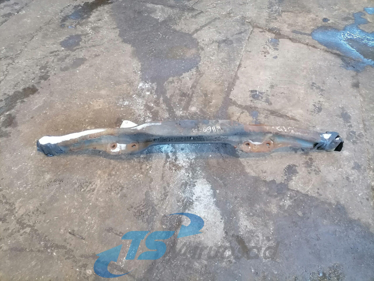 Volvo First axel housing 20581079 - Front axle for Truck: picture 1 Volvo First axel housing 20581079 - Front axle for Truck: picture 1