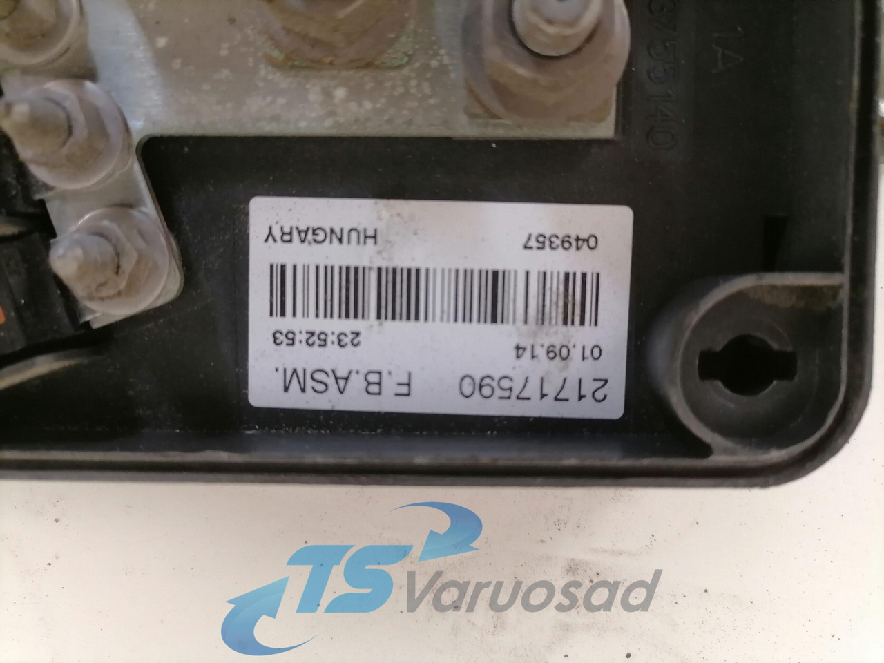 Volvo Fuse box 21717590 - Fuse for Truck: picture 2 Volvo Fuse box 21717590 - Fuse for Truck: picture 2