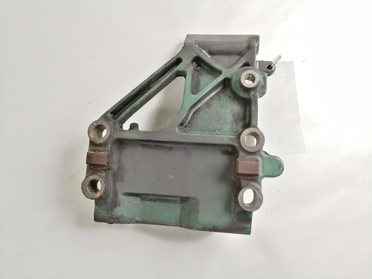 Volvo Generaatori kandur 20922883 - Alternator for Truck: picture 4 Volvo Generaatori kandur 20922883 - Alternator for Truck: picture 4