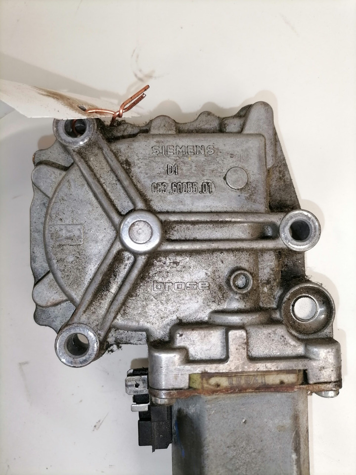 Volvo Glass lift 0536005501 - Window and parts for Truck: picture 3 Volvo Glass lift 0536005501 - Window and parts for Truck: picture 3