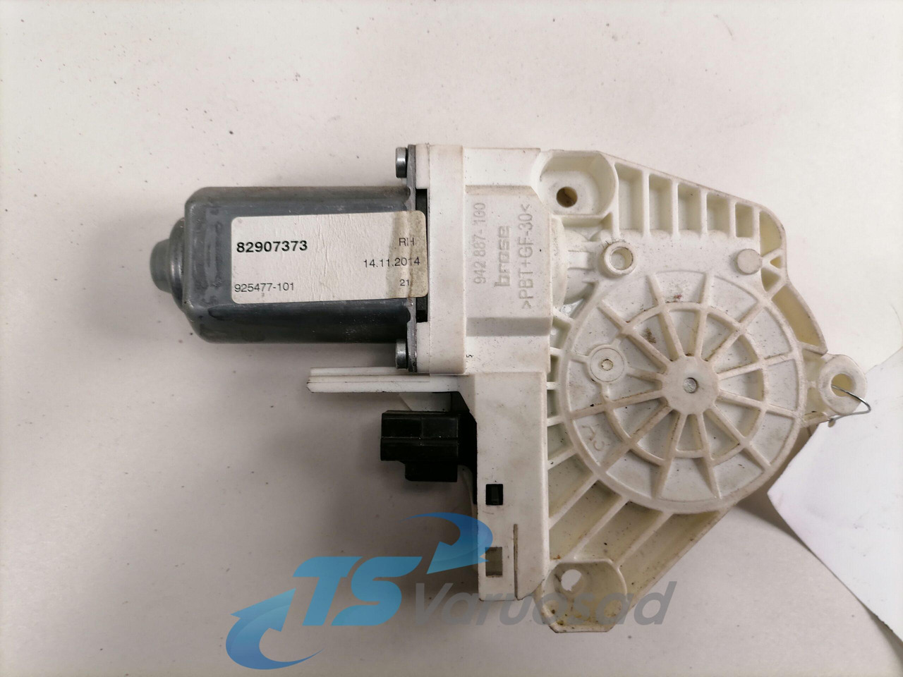 Volvo Glass lift 82907373 - Window and parts for Truck: picture 2 Volvo Glass lift 82907373 - Window and parts for Truck: picture 2