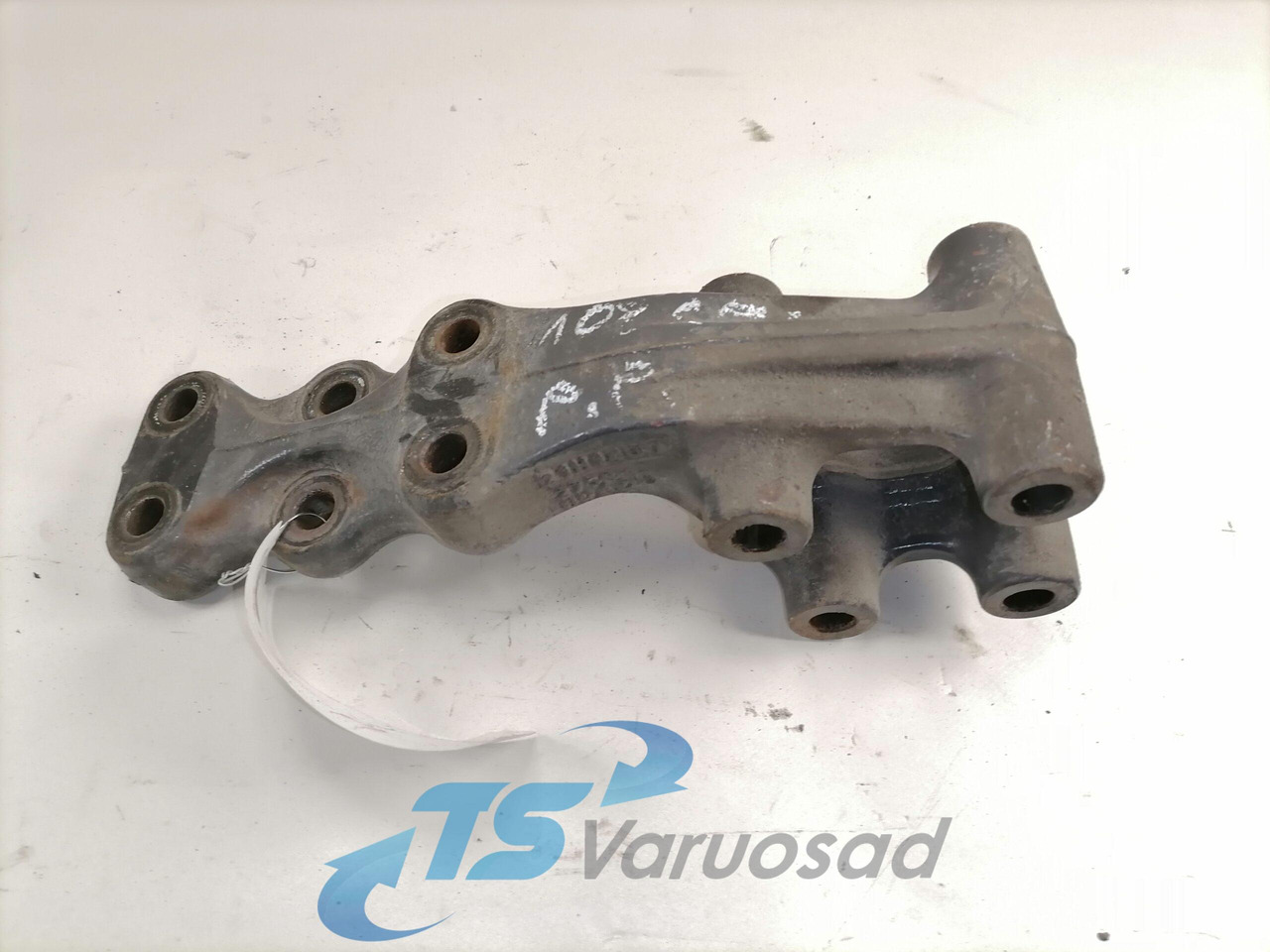 Volvo Kabiini kandur, tagumine 21196590 - Cab suspension for Truck: picture 4 Volvo Kabiini kandur, tagumine 21196590 - Cab suspension for Truck: picture 4