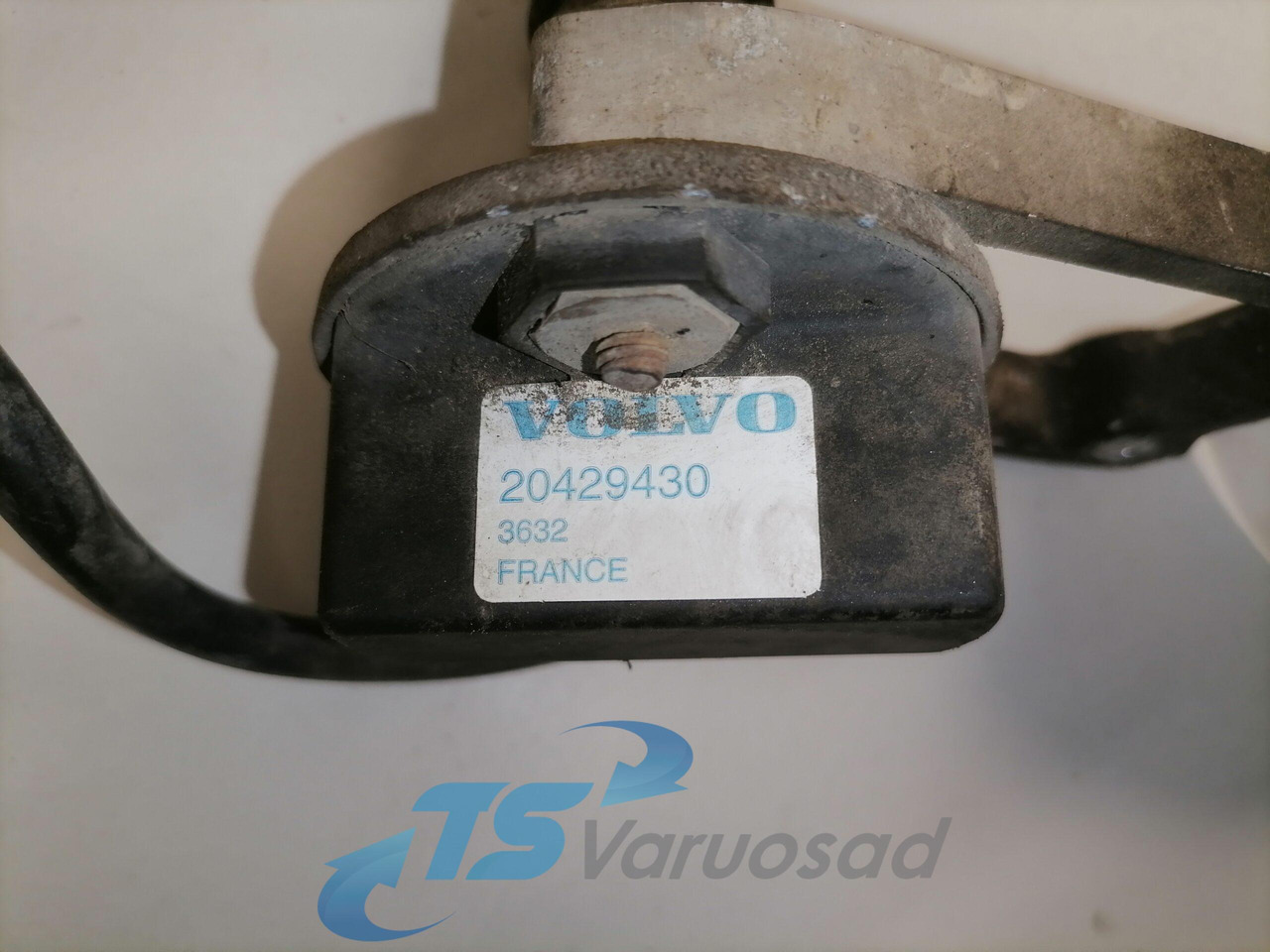 Volvo Kabiini tõstemehhanismi lüliti 20429430 - Cab suspension for Truck: picture 4 Volvo Kabiini tõstemehhanismi lüliti 20429430 - Cab suspension for Truck: picture 4