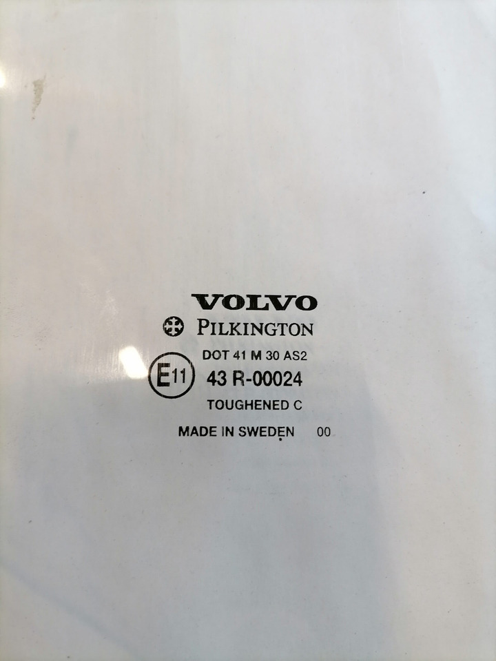 Volvo Küljeklaas, parem 8140913 - Window and parts for Truck: picture 3 Volvo Küljeklaas, parem 8140913 - Window and parts for Truck: picture 3