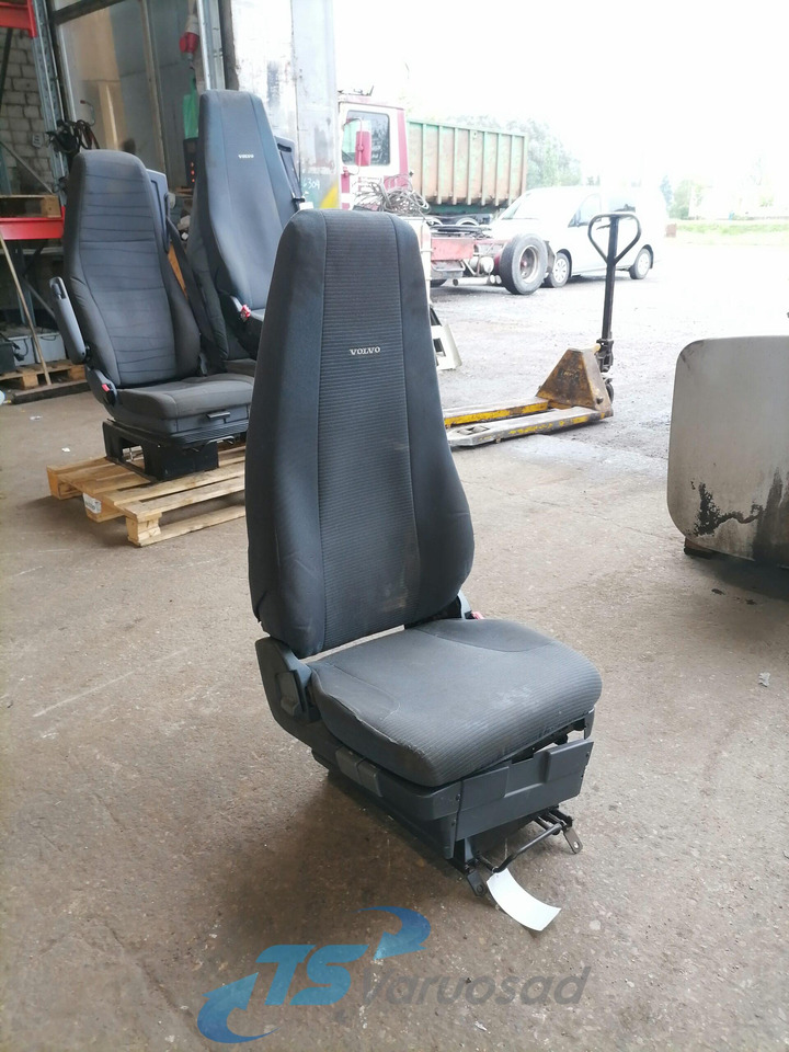 Volvo Passenger seat 7420862569 - Seat for Truck: picture 1 Volvo Passenger seat 7420862569 - Seat for Truck: picture 1