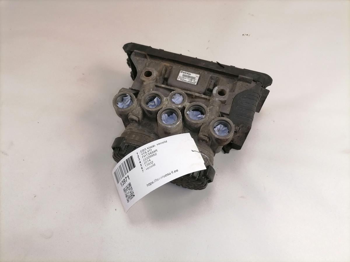 Volvo Rear axel brake pressure control valve 22225552 - Brake valve for Truck: picture 1 Volvo Rear axel brake pressure control valve 22225552 - Brake valve for Truck: picture 1