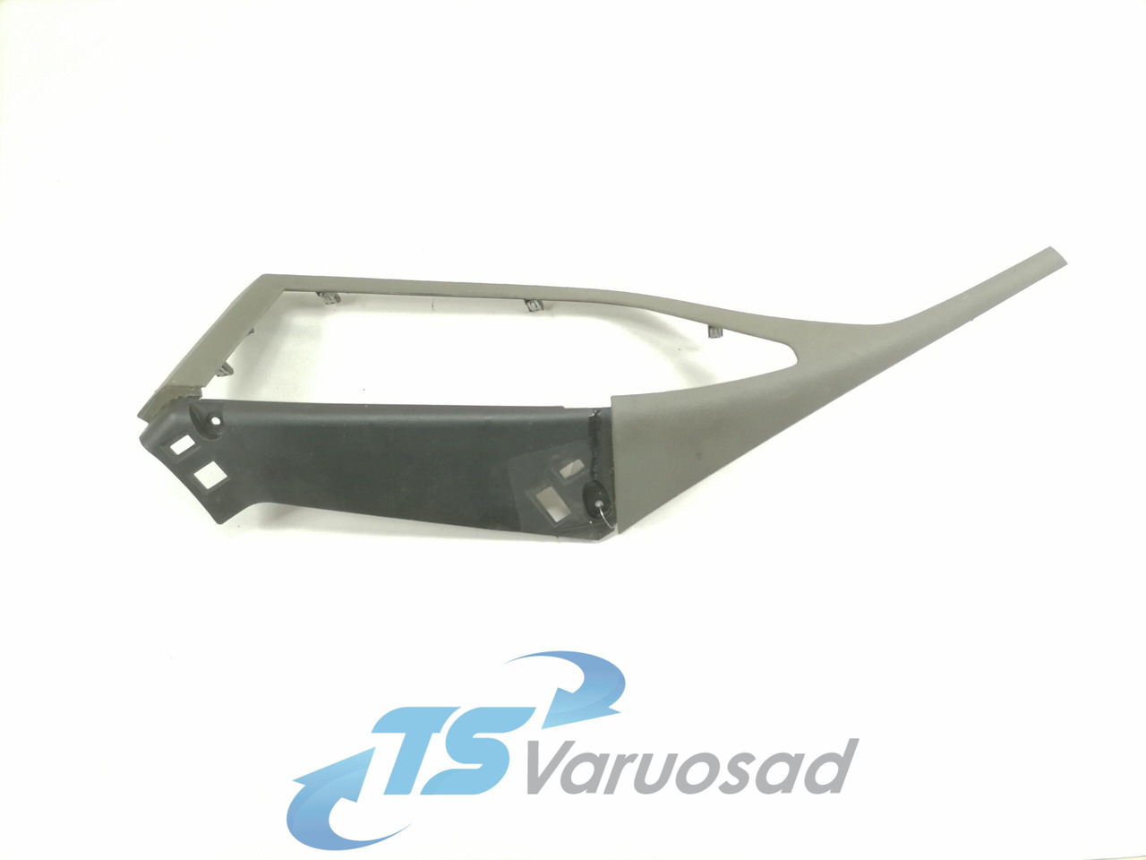 Volvo Salongi plastik 82286767 - Universal part for Truck: picture 1 Volvo Salongi plastik 82286767 - Universal part for Truck: picture 1