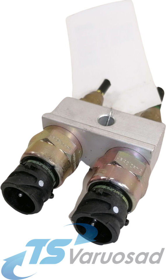Volvo Sensor, air pressure 20424060 - Sensor for Truck: picture 1 Volvo Sensor, air pressure 20424060 - Sensor for Truck: picture 1