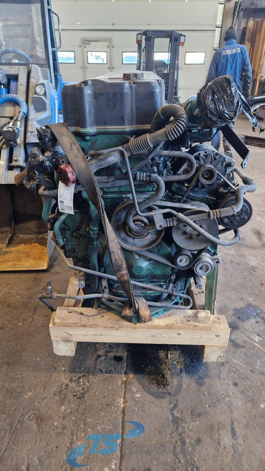 Volvo Volvo mootor D12C380 D12C380 - Engine for Truck: picture 5 Volvo Volvo mootor D12C380 D12C380 - Engine for Truck: picture 5