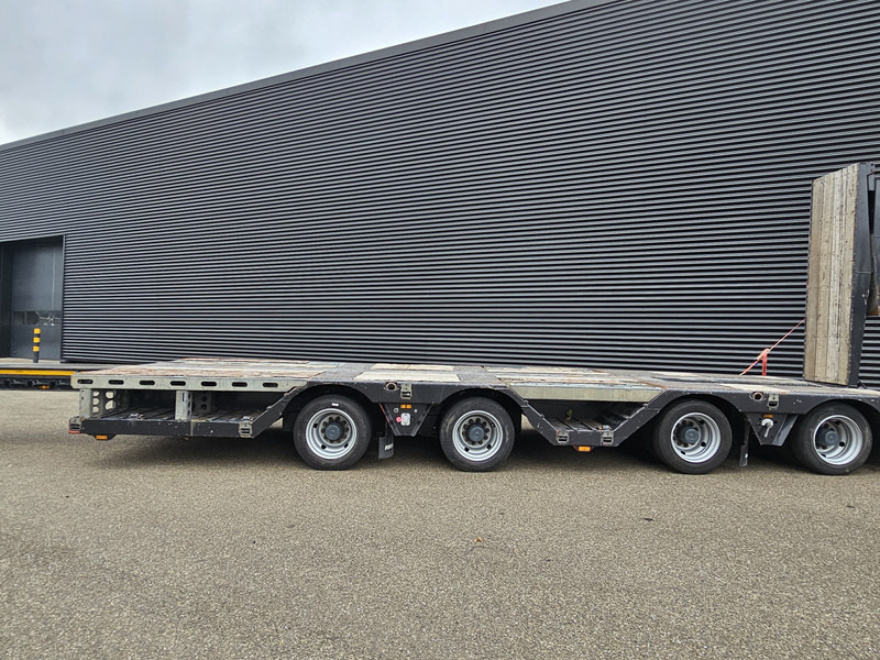 Faymonville MULTIMAX - EXTENDABLE / HYDR RAMP / WHEEL WELL / RADMULDEN - Low loader semi-trailer: picture 4 Faymonville MULTIMAX - EXTENDABLE / HYDR RAMP / WHEEL WELL / RADMULDEN - Low loader semi-trailer: picture 4