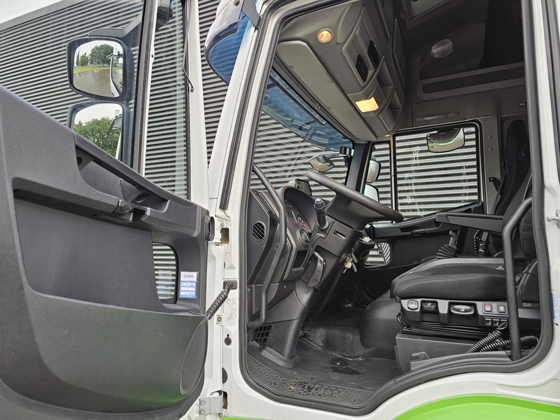 Box truck Iveco EURO CARGO 220 / LES / SCHOOL / FAHRSCHULE / CLOSED BOX: picture 12