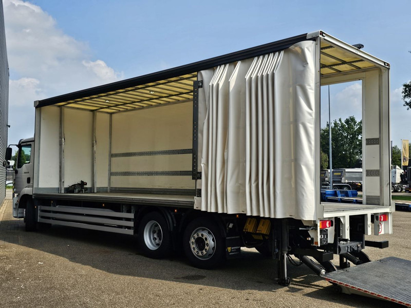 Curtainsider truck MAN TGM 26.320 / 6x2-4 / LBW / 6000kg TAIL LIFT: picture 7