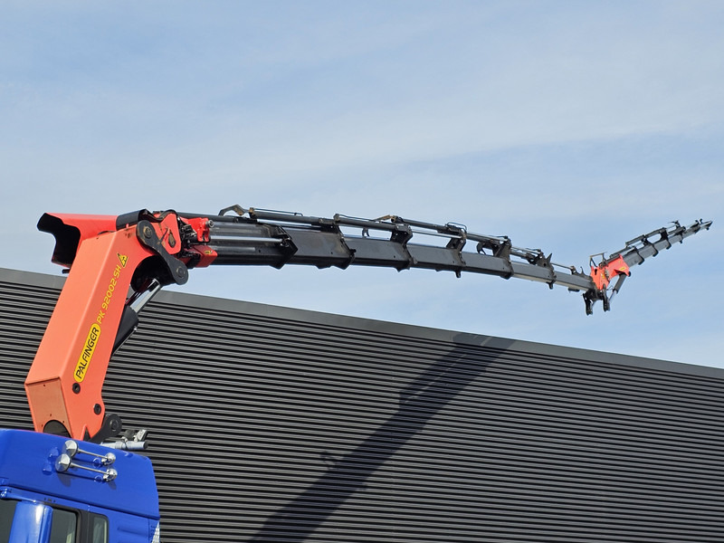 MAN TGS 35.500 8x4-6 / PALFINGER 92 t/m CRANE +JIB - Dropside/ Flatbed truck: picture 5 MAN TGS 35.500 8x4-6 / PALFINGER 92 t/m CRANE +JIB - Dropside/ Flatbed truck: picture 5