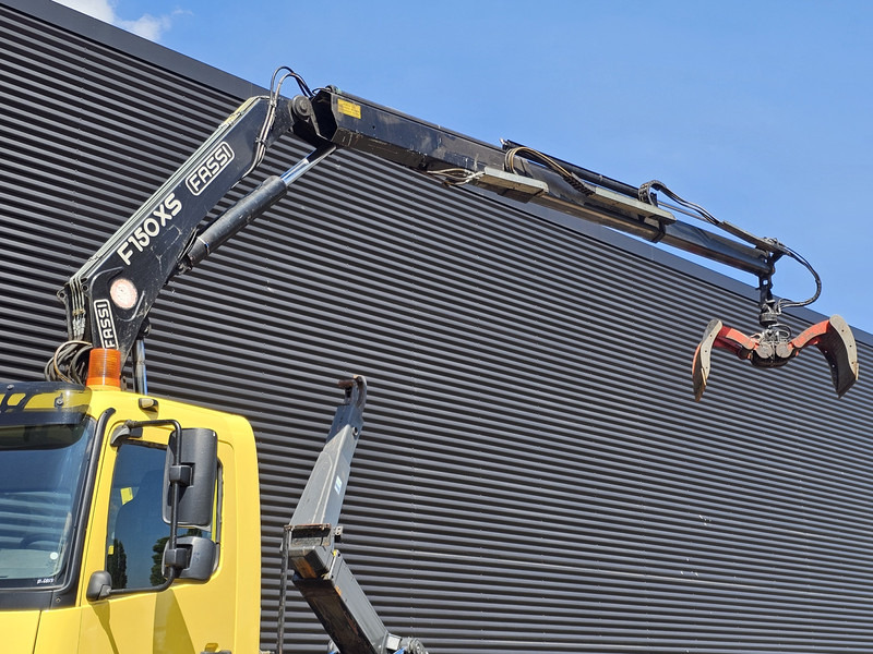 Mercedes-Benz AXOR 1823 4X4 / FASSI CRANE + HOOKLIFT / SPRING SUSPENSION - Hook lift truck, Crane truck: picture 2 Mercedes-Benz AXOR 1823 4X4 / FASSI CRANE + HOOKLIFT / SPRING SUSPENSION - Hook lift truck, Crane truck: picture 2