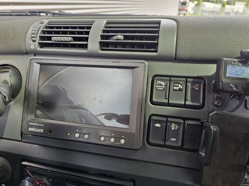 Tatra 6X6 / T158/II / 2 SIDE TIPPER - HMF Z CRANE on lease Tatra 6X6 / T158/II / 2 SIDE TIPPER - HMF Z CRANE: picture 18