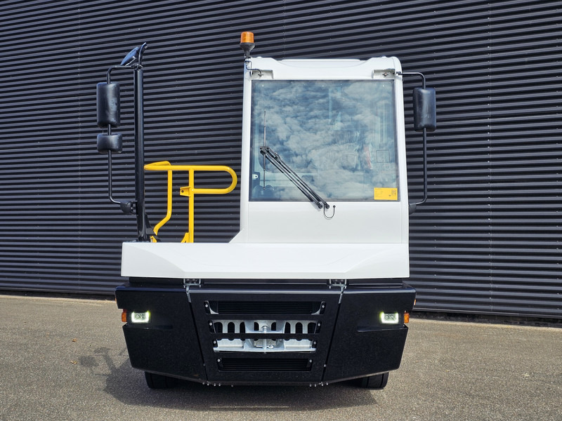 Terberg YT193 / !!NEW!! / TERMINAL / RANGEERTREKKER - Terminal tractor: picture 3 Terberg YT193 / !!NEW!! / TERMINAL / RANGEERTREKKER - Terminal tractor: picture 3