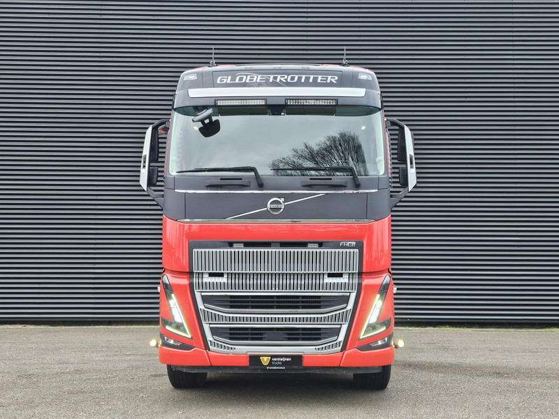 Volvo FH 16.650 6x4 BOOGIE / RETARDER - Tractor unit: picture 2 Volvo FH 16.650 6x4 BOOGIE / RETARDER - Tractor unit: picture 2