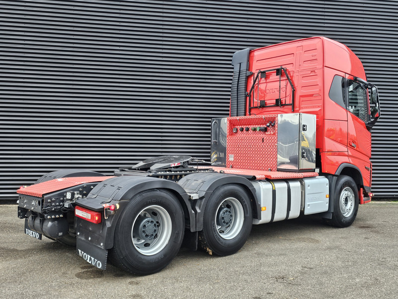 Volvo FH 16.650 6x4 BOOGIE / RETARDER - Tractor unit: picture 3 Volvo FH 16.650 6x4 BOOGIE / RETARDER - Tractor unit: picture 3